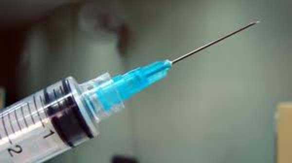 गलत इंजेक्शन लगाने से बालिका की मौत गलत इंजेक्शन लगाने से बालिका की मौत